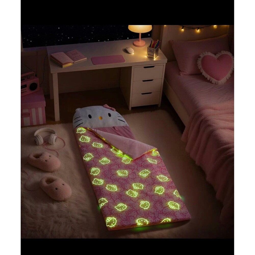 Hello Kitty Kids' Glow in the Dark Sleeping Bag Pink - Picture 3 of 7